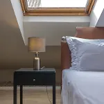 Leonis Restaurant&rooms Couette-café 4*