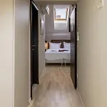 Bed and Breakfast Leonis Restaurant & 4*