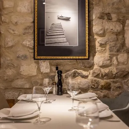 Leonis Restaurant&rooms Split