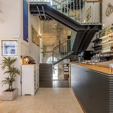 Leonis Restaurant & Spalato