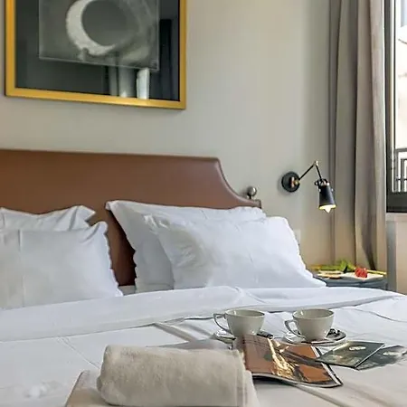 Leonis Restaurant&rooms Couette-café Split