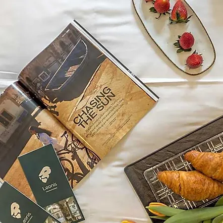 Leonis Restaurant&rooms Couette-café