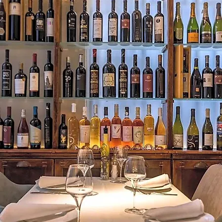 Leonis Restaurant&rooms 4* Split