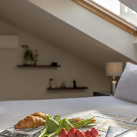 Leonis Restaurant&rooms 4*